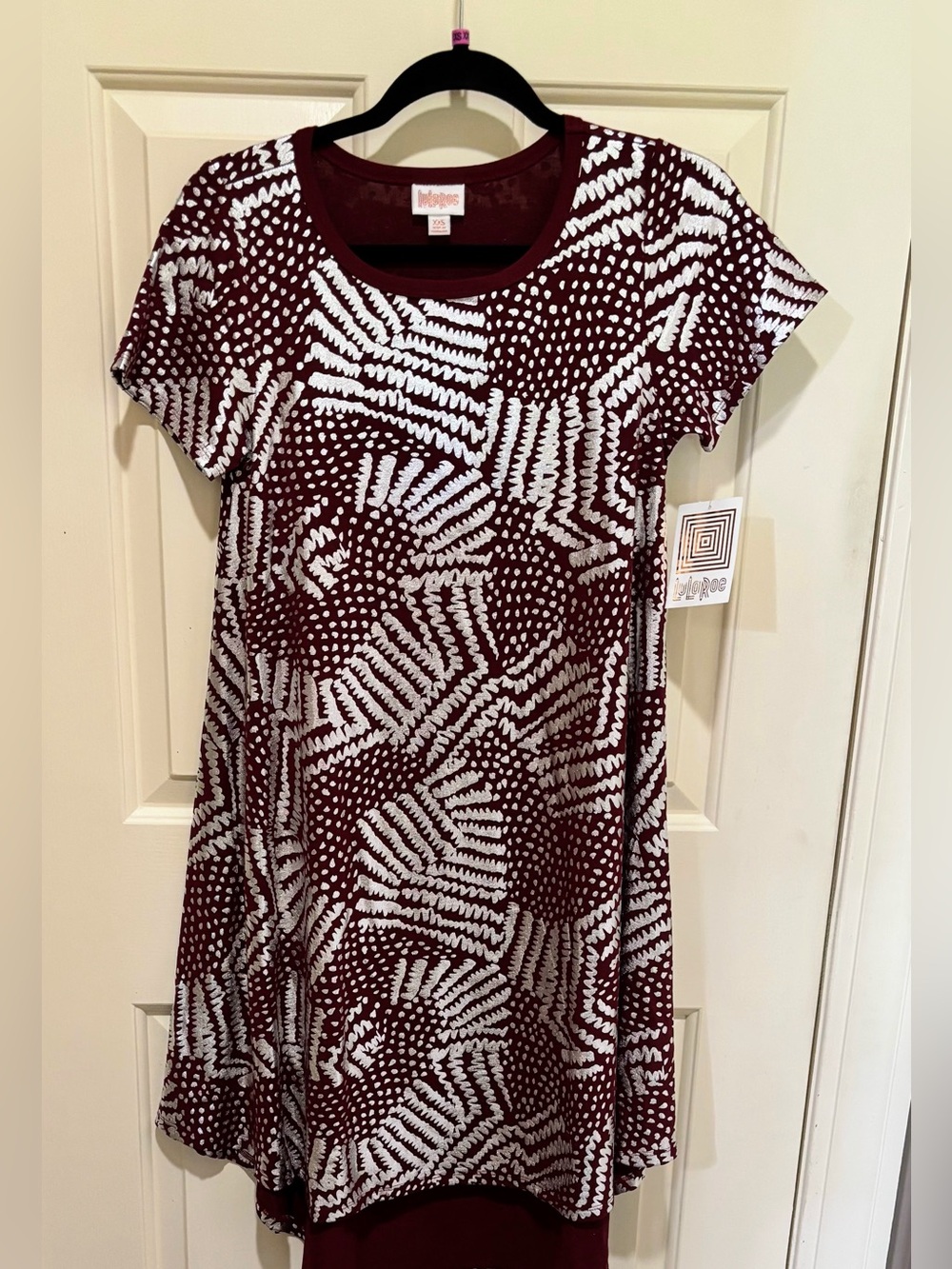 LuLaRoe Maroon and White Abstract Short-Sleeve Midi Dress